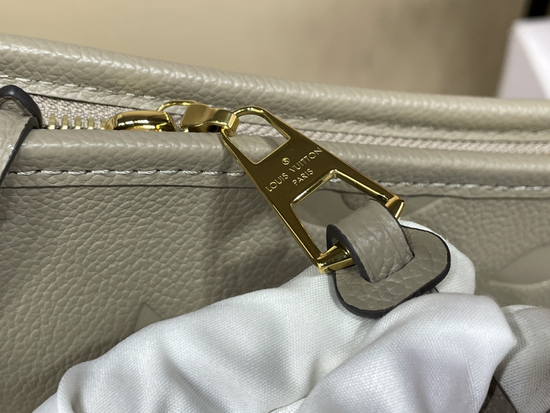 Louis Vuitton Satchel Bags